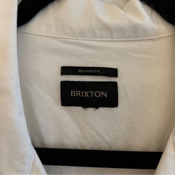Brixton relaxed fit button up camp collar shirt size medium - Picture 3 of 4